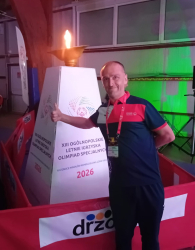 Mieszkaniec Domu na Olimpiadzoie w Zielonej Górze.