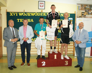 Turniej Tenisa stołowego w naszym Domu. Turniej Tenisa stołowego w naszym Domu.