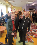 Odwiedziny Świętego Mikołaja w DPS w Łagiewnikach.