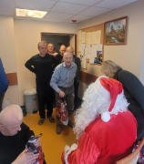 Odwiedziny Świętego Mikołaja w DPS w Łagiewnikach.