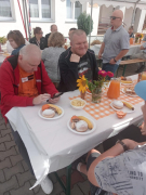 Udział mieszkańców Domu w zabawie w stylu country.