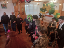 Zabawa karnawałowa w DPS w Kurozwękach.