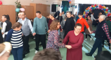 Mieszkańcy Domu na zabawie karnawałowej w DPS w Zborowie.