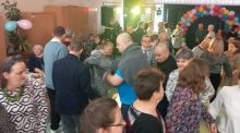 Mieszkańcy Domu na zabawie karnawałowej w DPS w Zborowie.