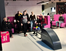 Wyjazd mieszkańców Domu na kręgle.