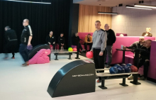 Wyjazd mieszkańców Domu na kręgle.