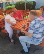 Mieszkańcy Domu na spotkaniu sobótkowym w DPS w Zborowie.