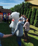 Mieszkańcy Domu na imprezie integracyjnej w DPS w Ostrowcu Świętokrzyskim.